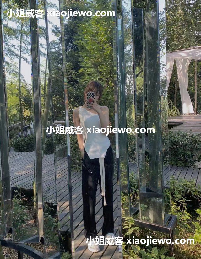 xiaojiewo.com―小姐威客2022―一个非常漂亮的楼凤小姐姐